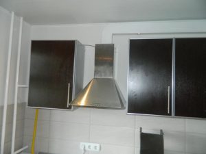 Установка вытяжки на кухне в Пятигорске